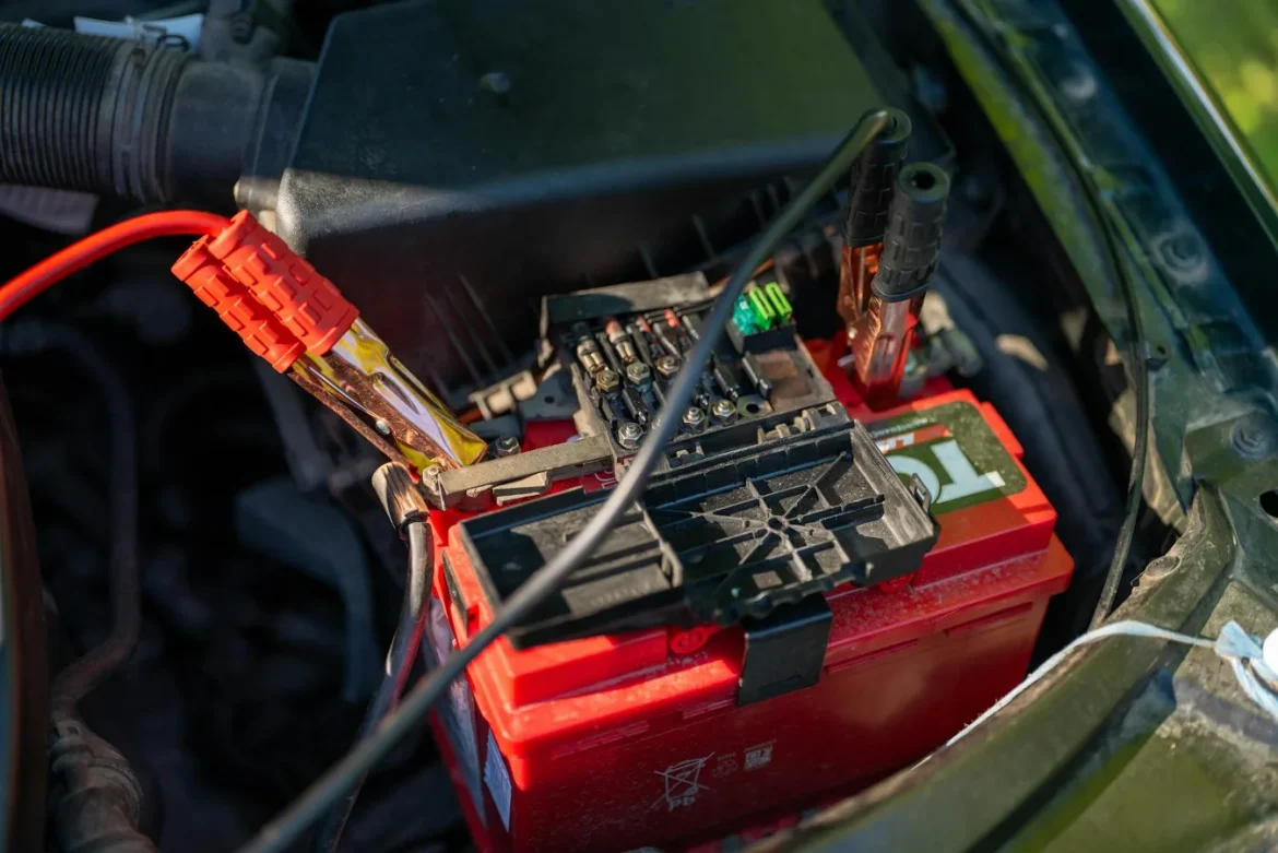 Battery Charger for Campers: How to Choose - battery charger camper
