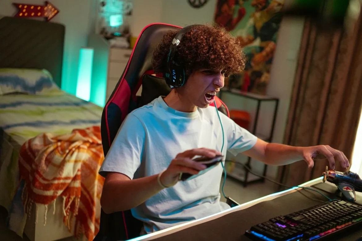 Best Claw Grip Gaming Mouse: Buyer's Guide - best claw grip gaming mouse