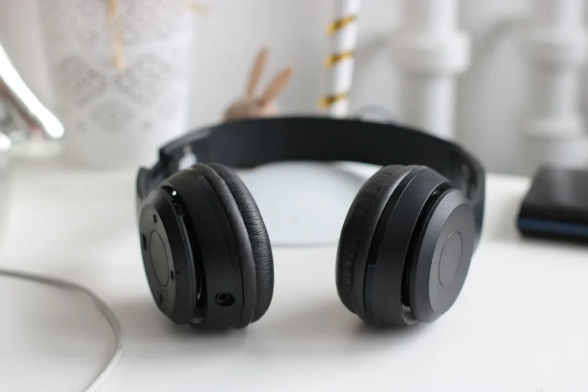 Best Noise Cancelling Headphones With Mic - best noise cancelling headphones with microphone