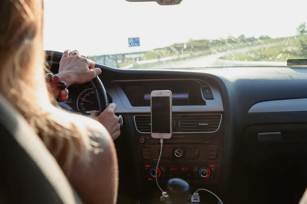 Best Suction Cup Car Phone Mounts - suction cup car phone mount