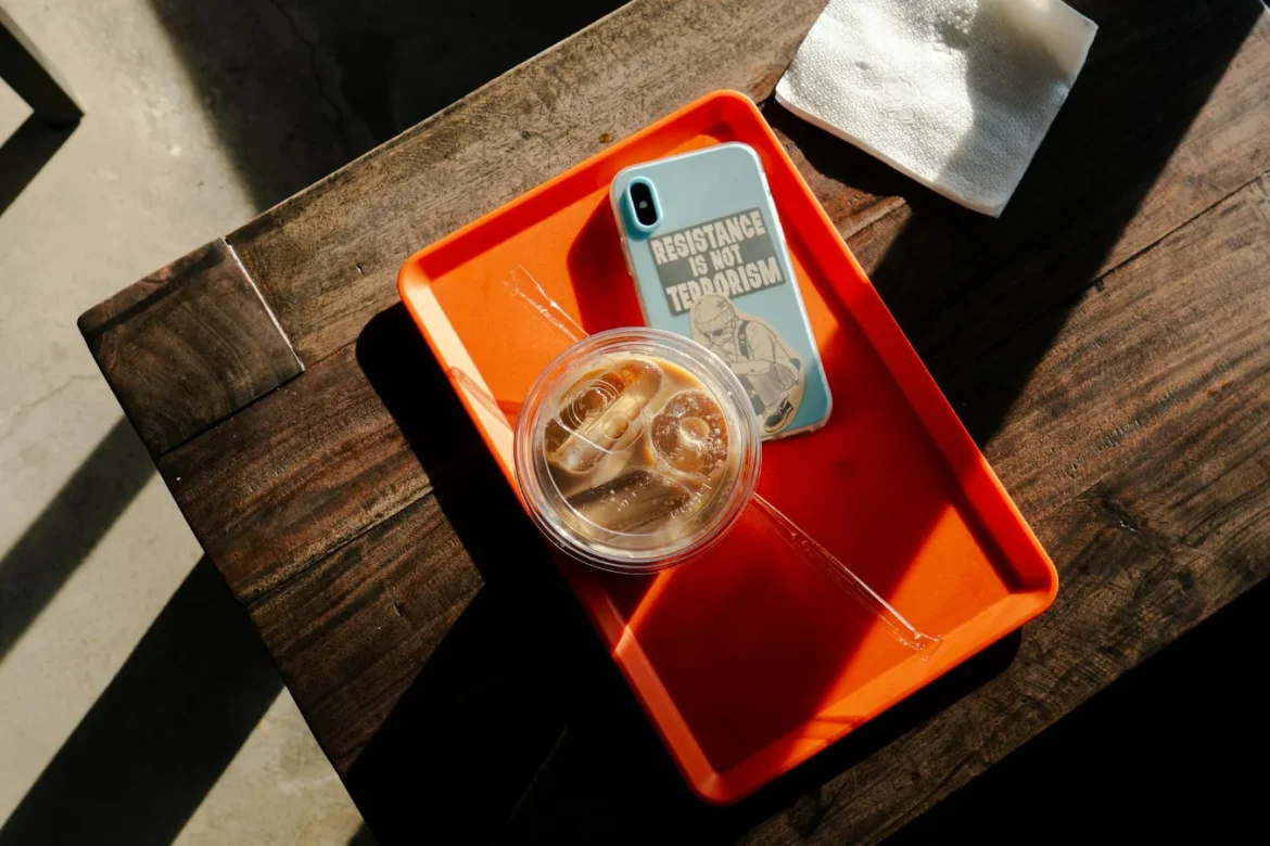 Best Summer Phone Cases: What to Look For - summer phone cases