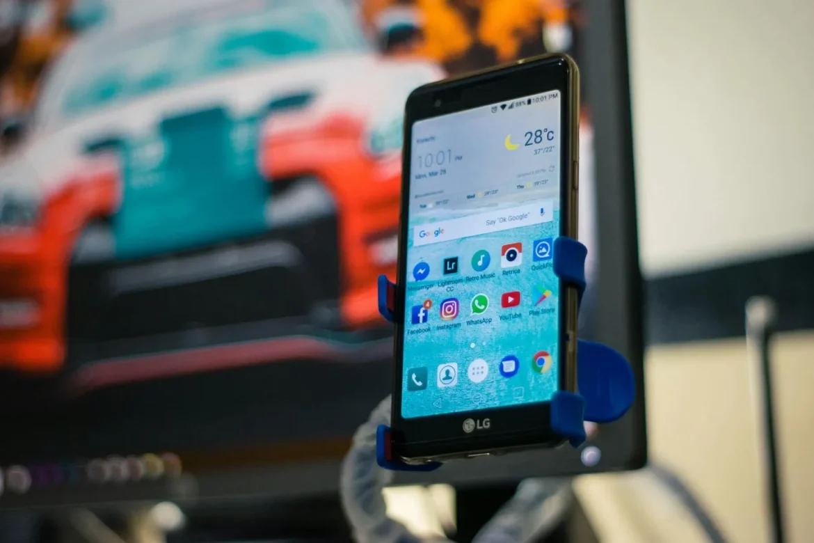 Best MagSafe Phone Car Mounts - magsafe phone car mount