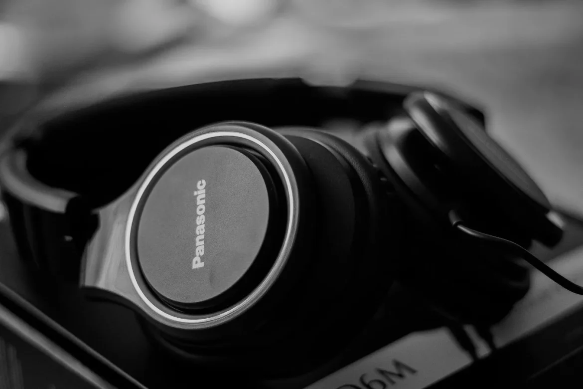 Noise Cancelling Headphones for Misophonia - noise cancelling headphones for misophonia