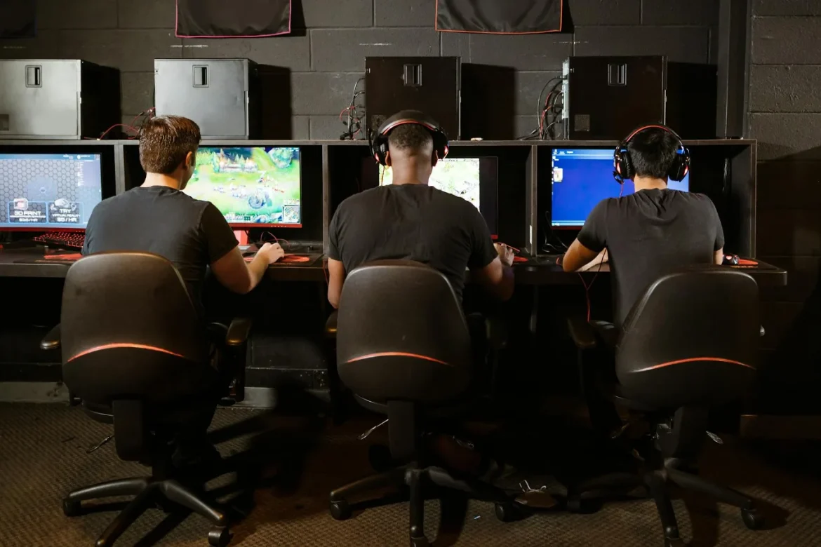 Open Back Gaming Headsets: Buyer’s Guide - open back gaming headsets