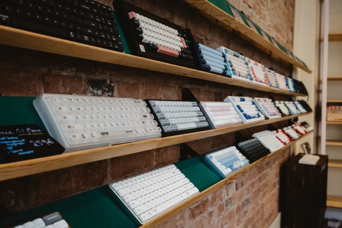 Regular Keyboard vs Mechanical: Which Fits You? - regular keyboard vs mechanical